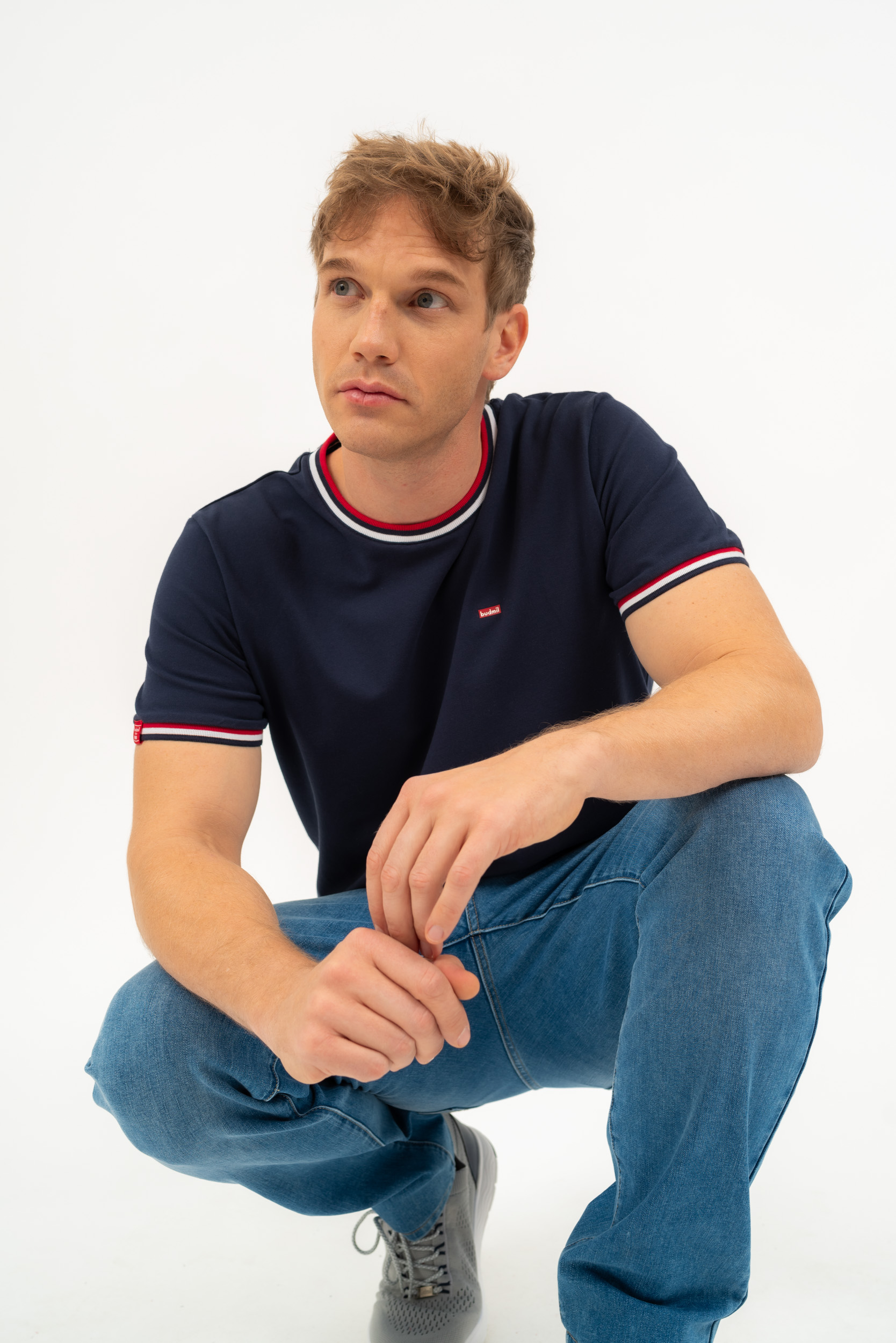 modern fit póló metatitle